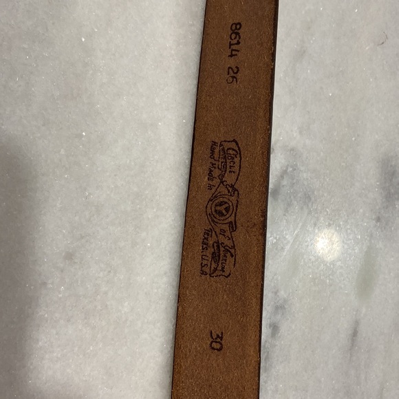 Handmade Texas Cowboy belt size 30 waist leather - Picture 3 of 3